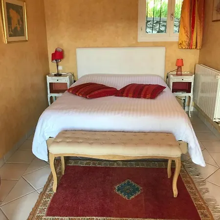 Kwatera prywatna Les Trefles Hyères